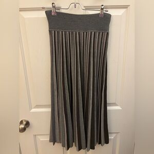 Agnona Women’s Striped Pleated 100% Lana Wool Skirt